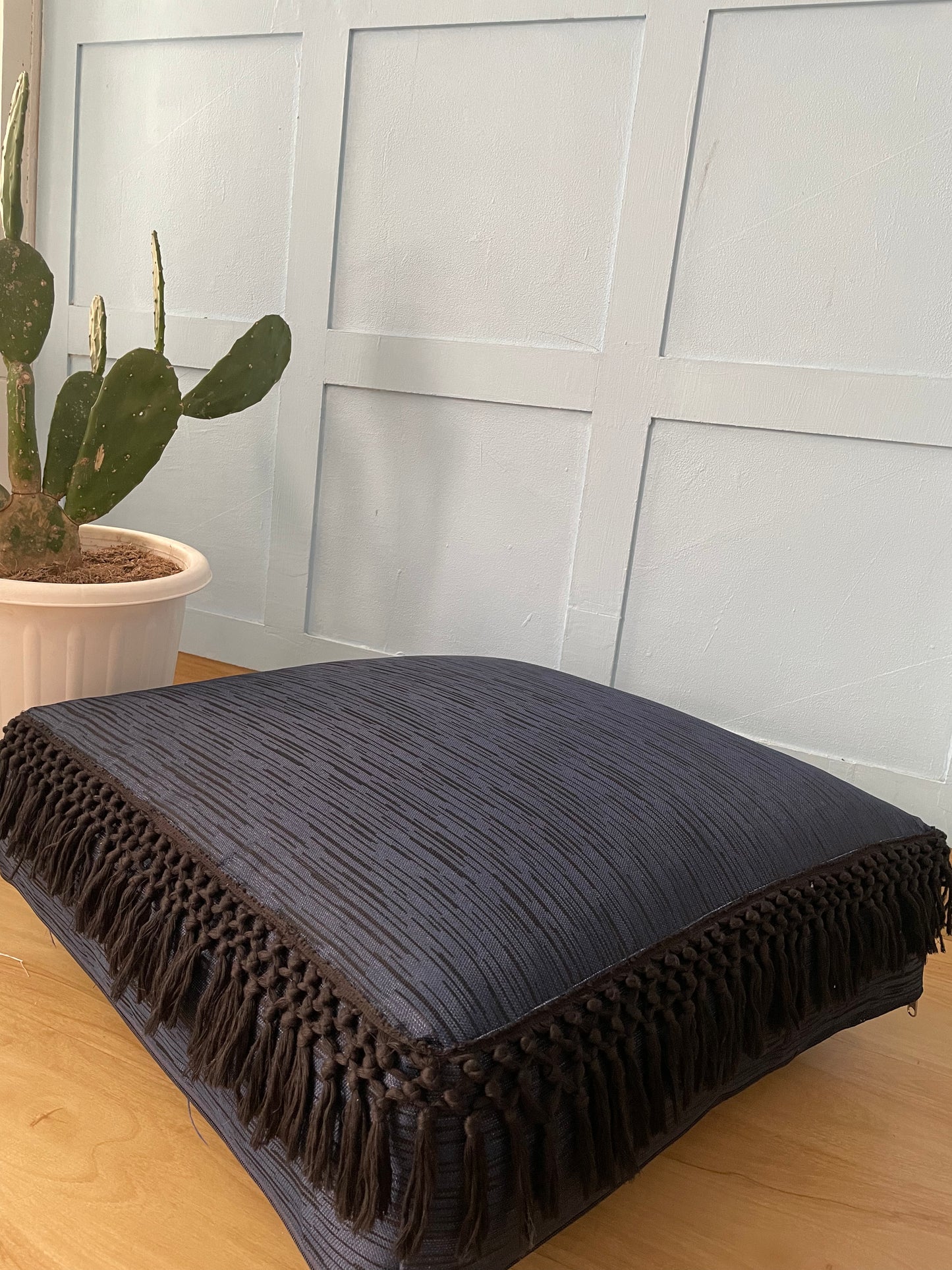 Floor Pouf 12 by Kameleon
