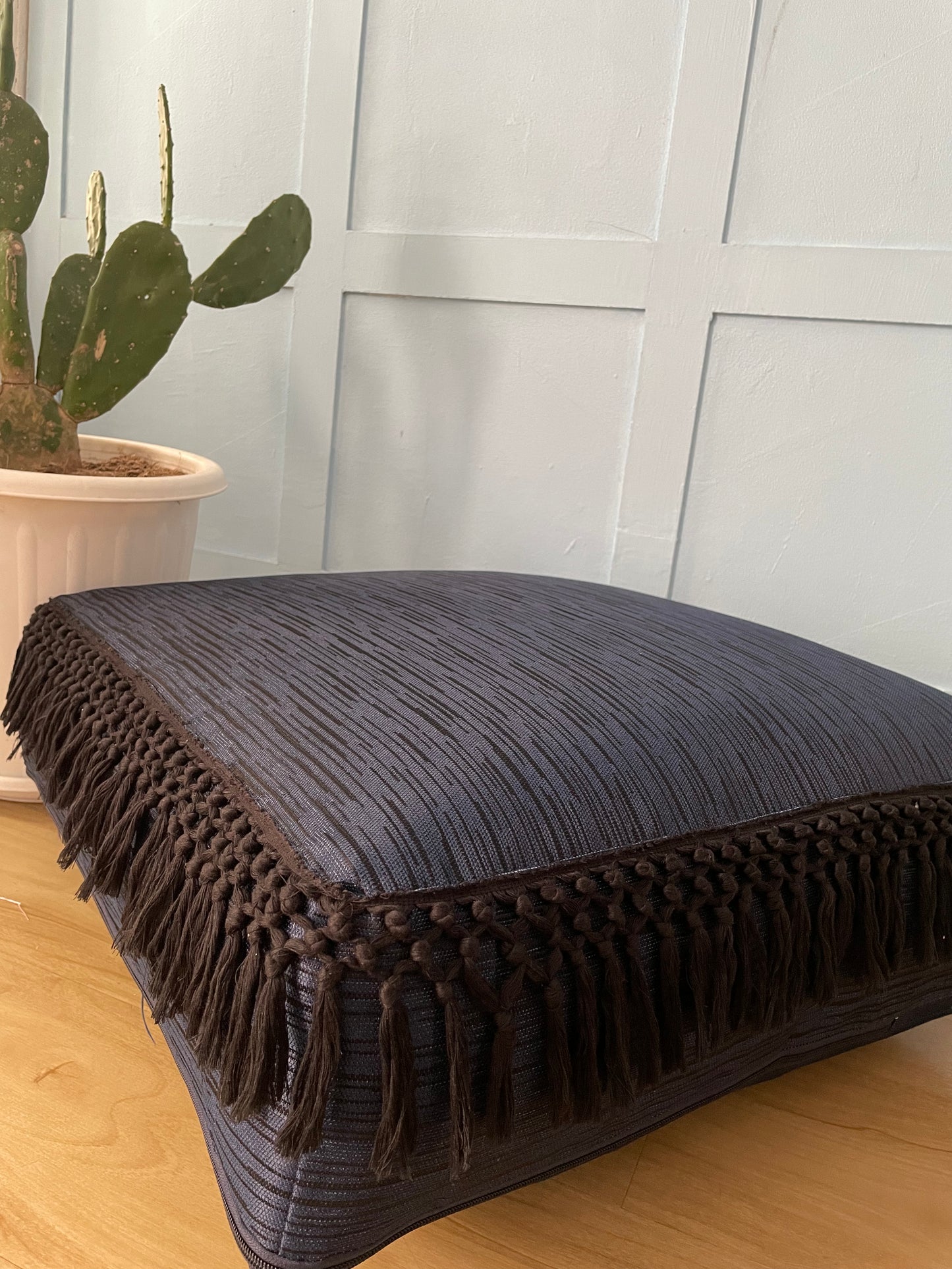 Floor Pouf 12 by Kameleon