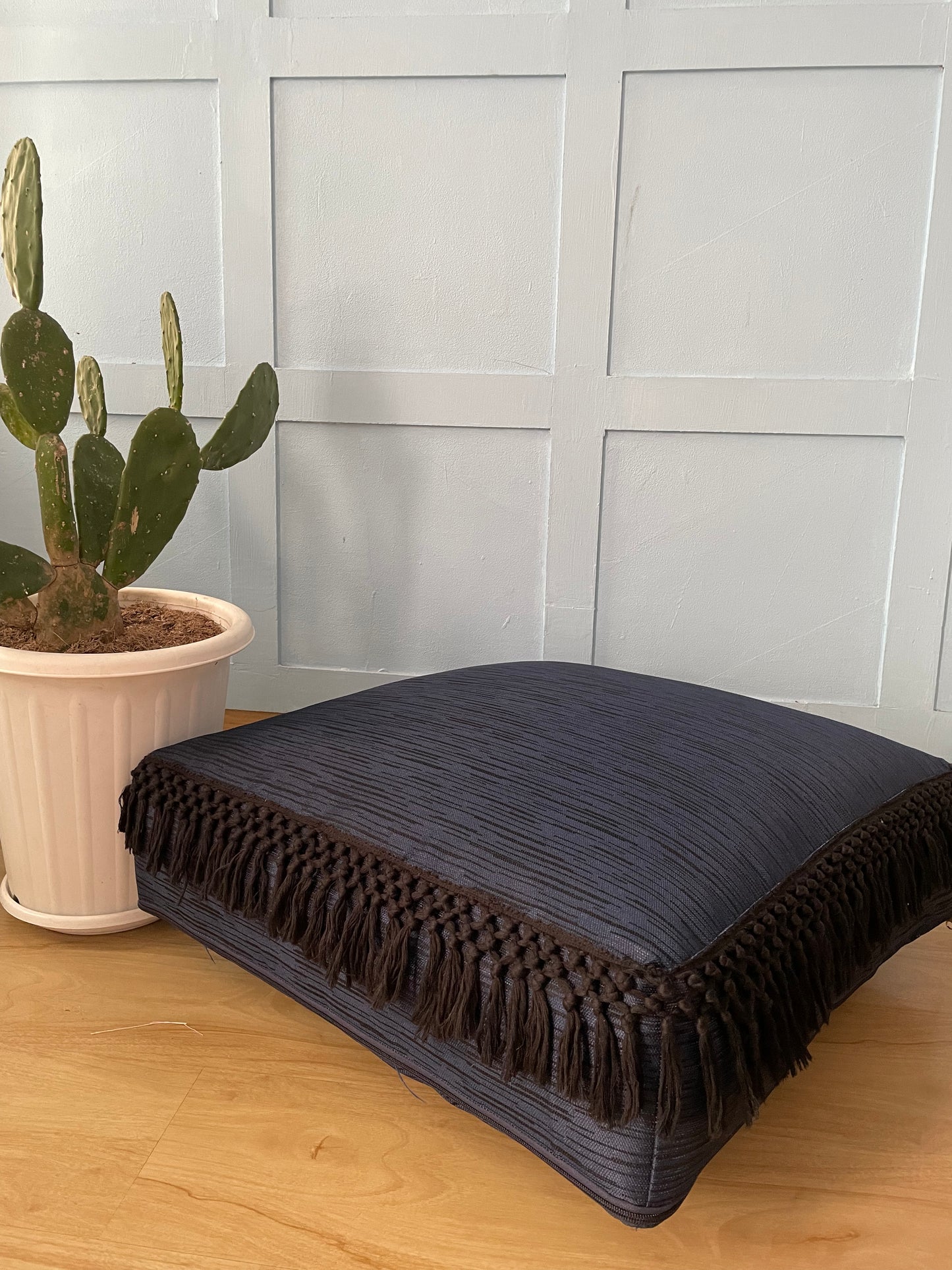 Floor Pouf 12 by Kameleon